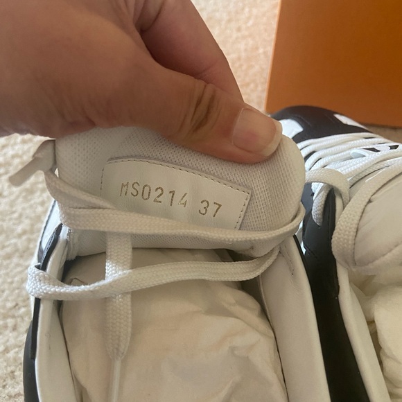 Louis Vuitton Groovy Platform Sneaker *GIFTABLE* size 7, EU 37 (hard to find) - Picture 10 of 15